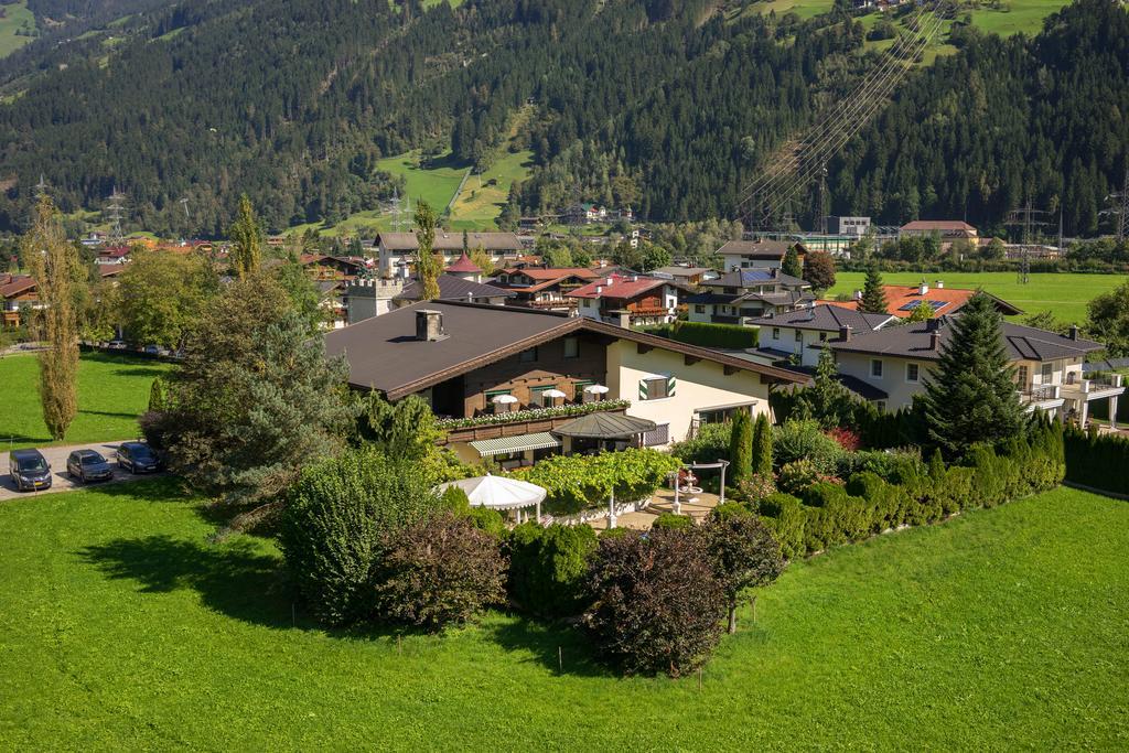 Boutiquehotel Saeumler Zell am Ziller Exterior photo